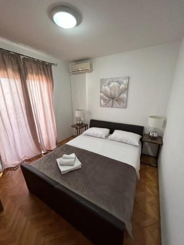 Apartments And Rooms Diana Zadar Ngoại thất bức ảnh