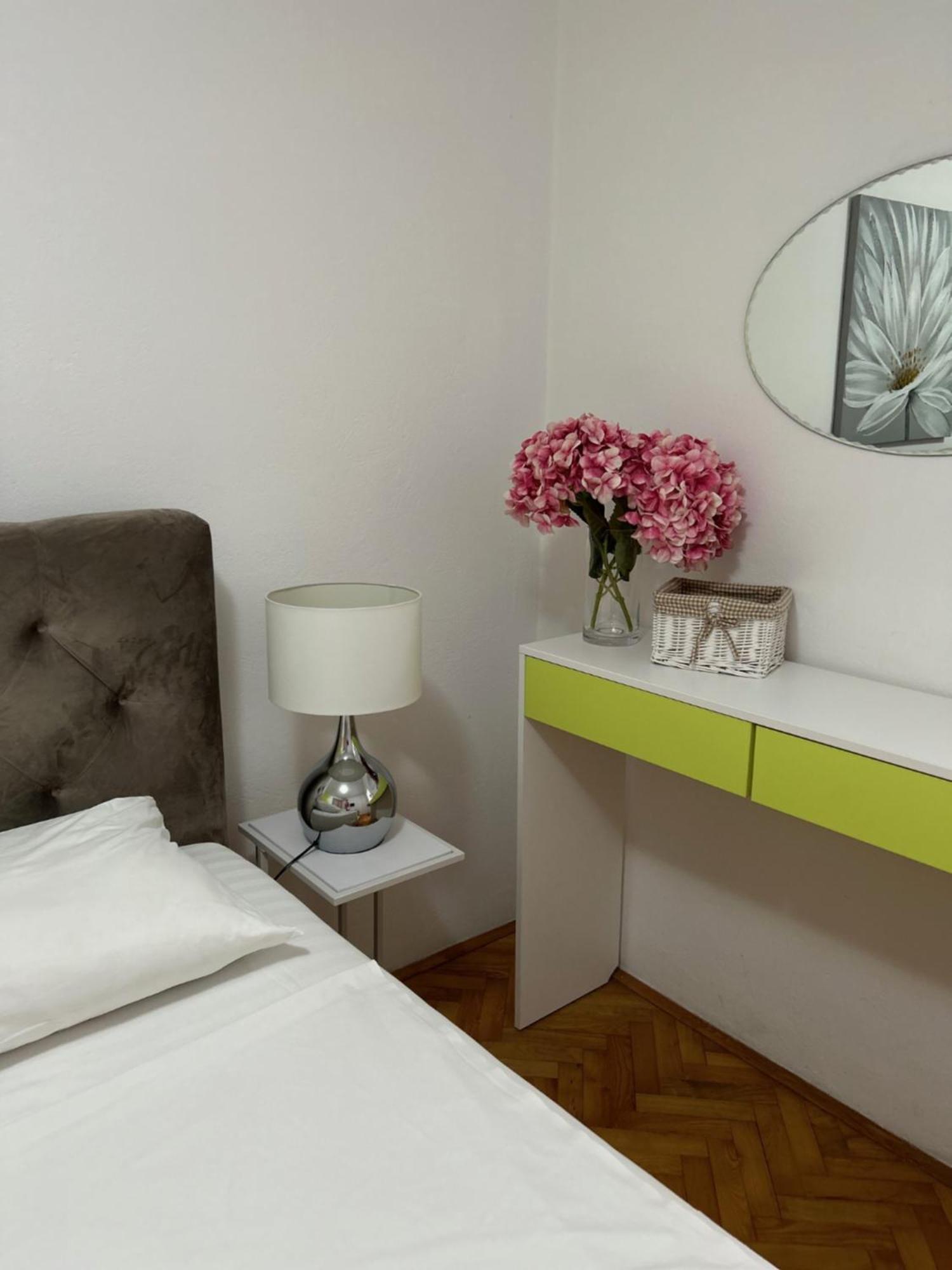 Apartments And Rooms Diana Zadar Ngoại thất bức ảnh